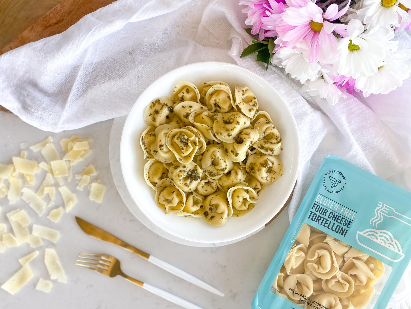 Gluten-Free Tortelloni, Four Cheese Stuffed Fresh Pasta, Cooks in Just 3 Minutes, Taste Republic, Frozen, 9oz (6 Pack)